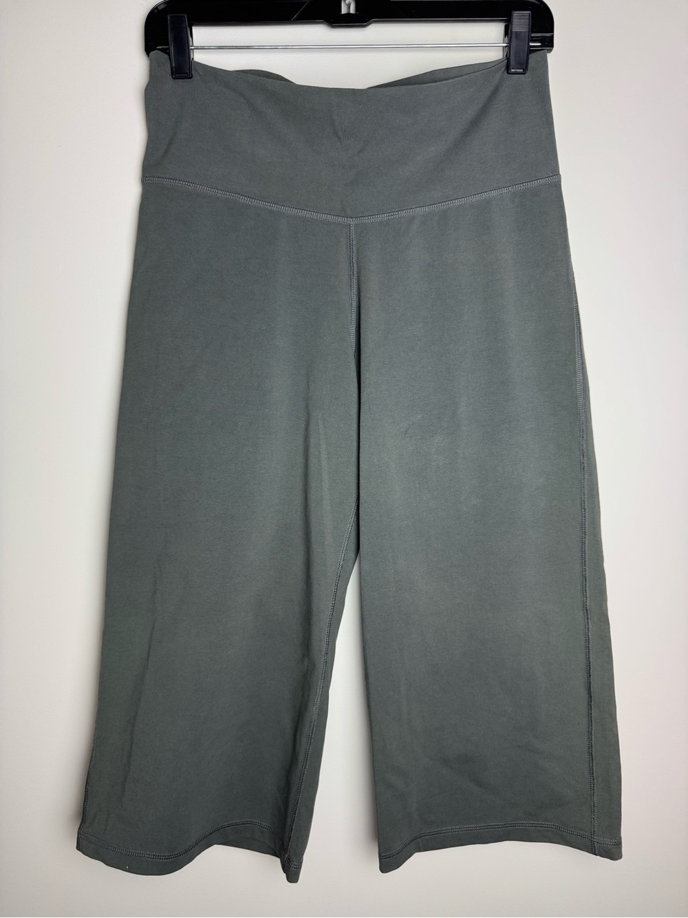 Vintage Patagonia Grey Gaucho Embroidered Logo Foldover capri